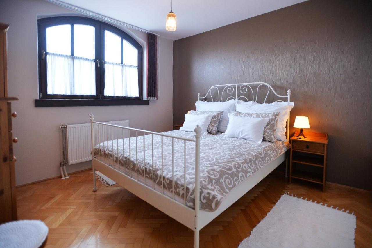 Mi12 Apartment Eger Exterior photo